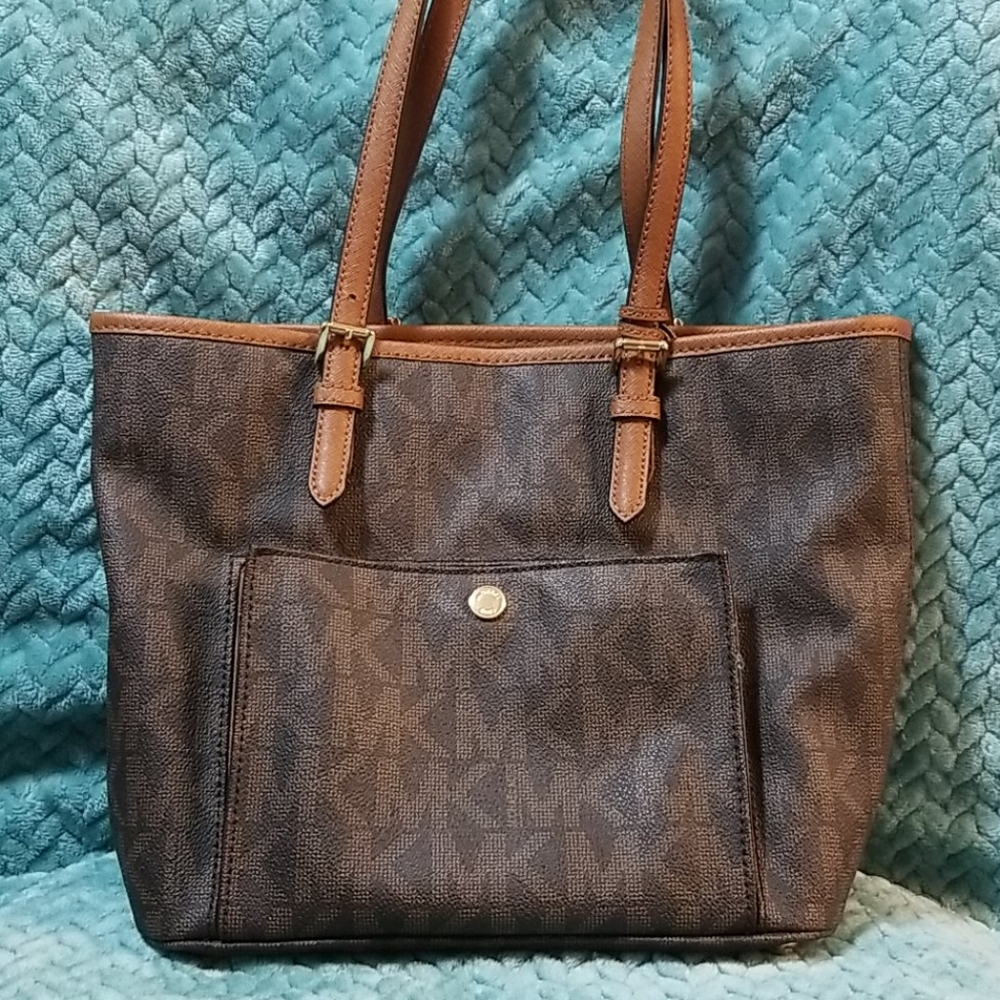 Michael Kors purse
